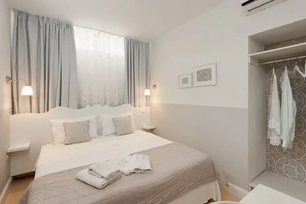 Elite Villa, 4 Yatak Odası, Deniz Manzaralı, Denize Sıfır