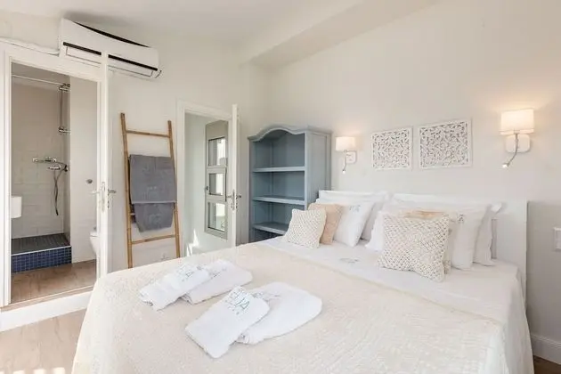 Elite Villa, 4 Yatak Odası, Deniz Manzaralı, Denize Sıfır
