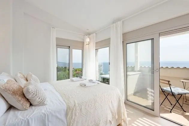 Elite Villa, 4 Yatak Odası, Deniz Manzaralı, Denize Sıfır