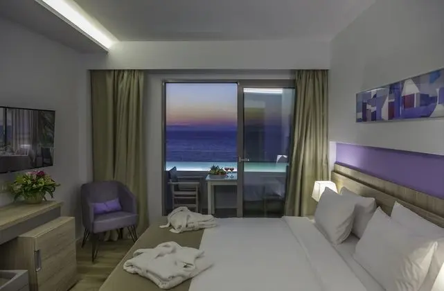 İki Ayrı Yataklı Oda, Deniz Manzaralı