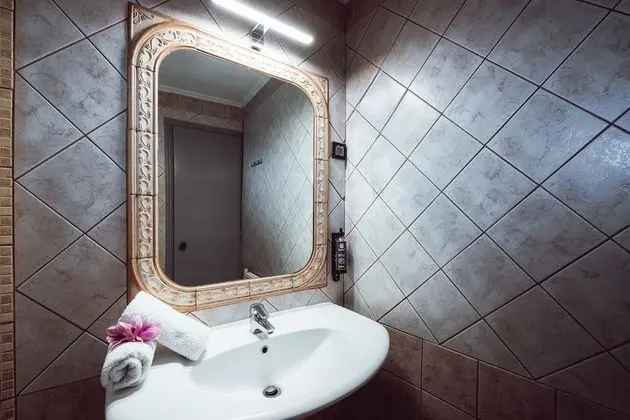 Standard Oda, Kısmi Göl Manzaralı