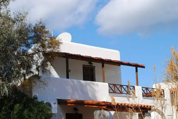 Deluxe Süit, 1 Yatak Odası, Balkon, Denize Sıfır