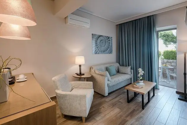 Deluxe Family Apartment