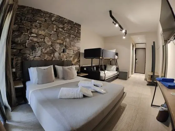 Stüdyo, Kısmi Deniz Manzaralı