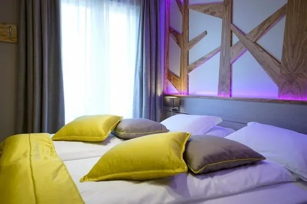 Economy Tek Büyük veya İki Ayrı Yataklı Oda