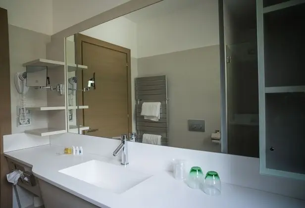 Superior Tek Büyük Yataklı Oda