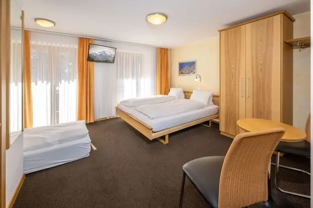Comfort Üç Kişilik Oda, Dağ Manzaralı
