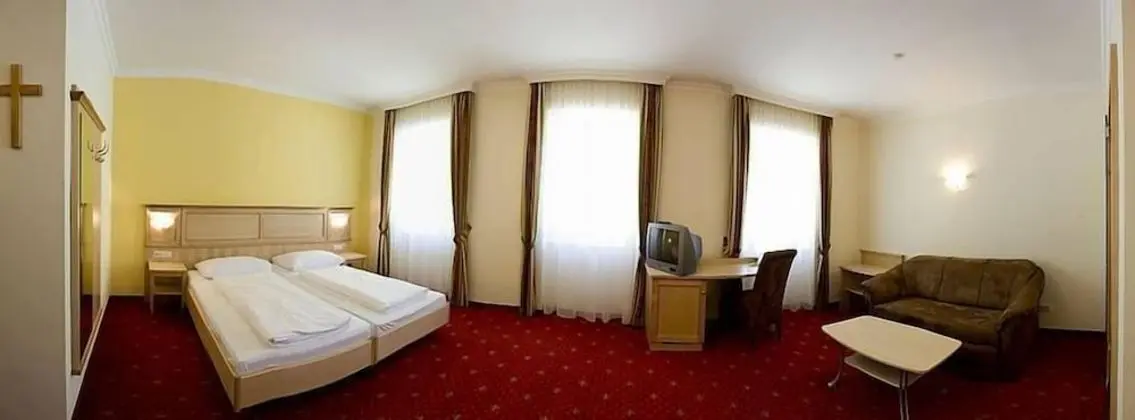 Comfort Tek Büyük Yataklı Oda