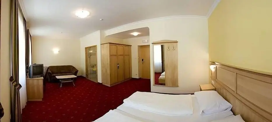 Comfort Tek Büyük Yataklı Oda