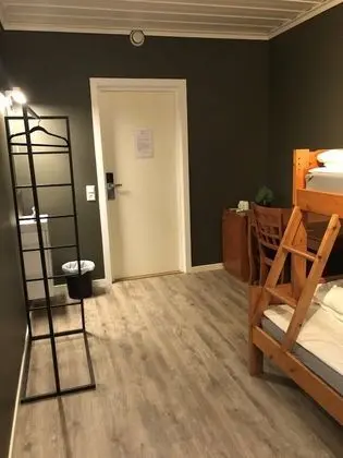 Basic Üç Kişilik Oda, Birden Çok Yatak, Sigara İçilmez, Ortak Banyo