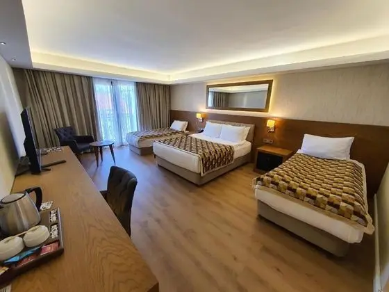 Aile Odası, Kısmi Deniz Manzaralı