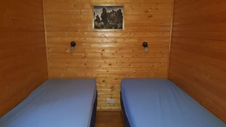 Kulübe, 2 Yatak Odası