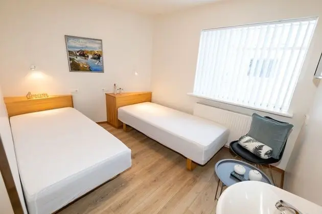 Small Twin Room, Shared Bathroom