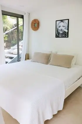 Standard Oda, 1 En Büyük (King) Boy Yatak, Kısmi Deniz Manzarası, Havuz Kenarı