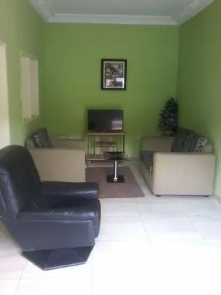 Süit, 1 Büyük (Queen) Boy Yatak, Sigara İçilmez