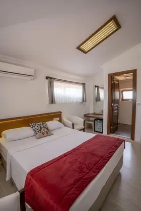 Çatı Katı Standart Oda, Şehir veya Dağ Manzaralı, Balkonsuz