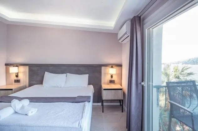 Standart Oda Balkonlu, Deniz Manzaralı
