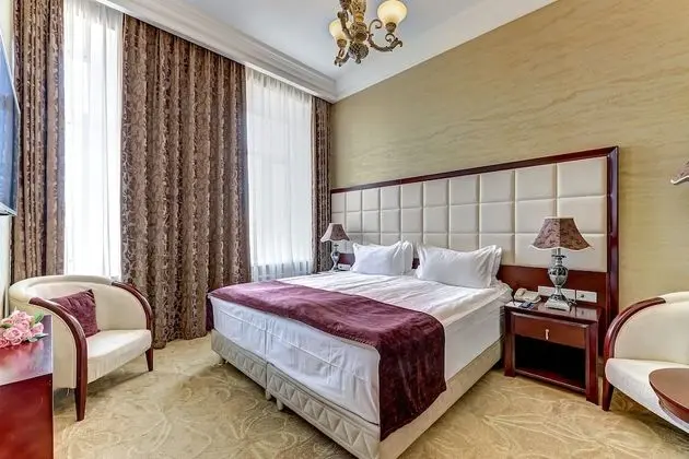 Standard Tek Büyük veya İki Ayrı Yataklı Oda