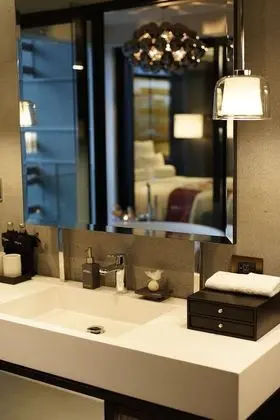 Manor Suite
