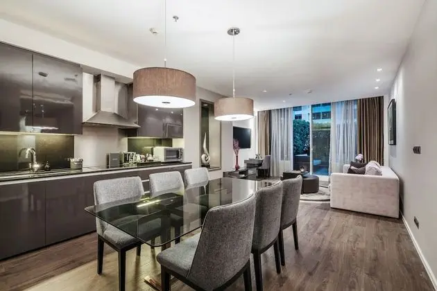 Thonglor Suite