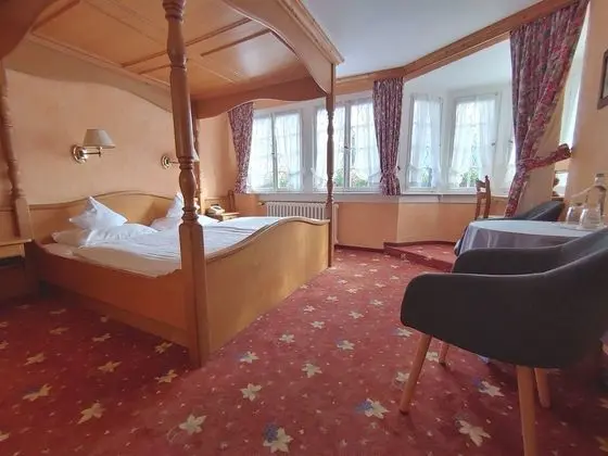 Standard Tek Büyük Yataklı Oda