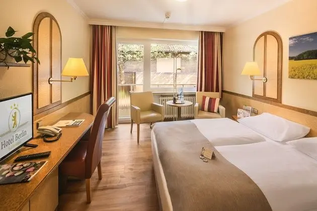 Tek Büyük Yataklı Oda, Balkon