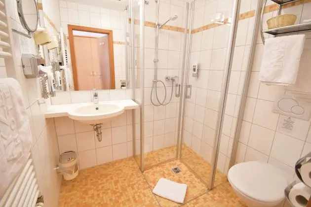Premium Tek Büyük Yataklı Oda