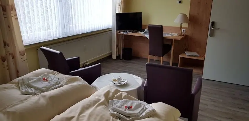 Comfort Tek Büyük Yataklı Oda