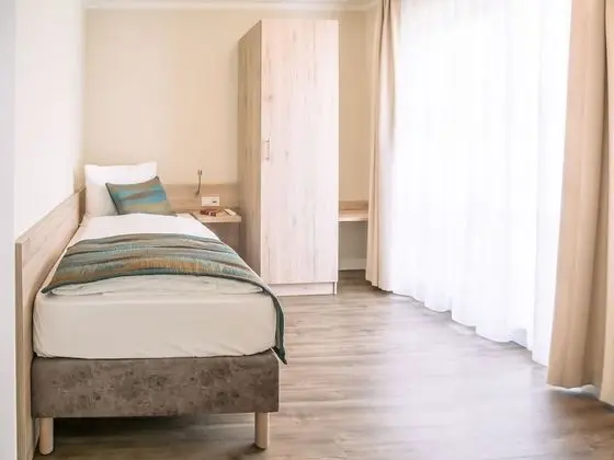 Family Apart Daire, 2 Yatak Odası, Mutfak, Bahçeli