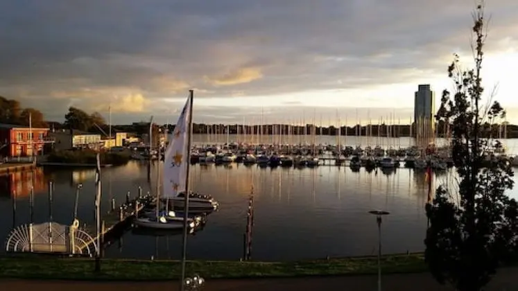 Tek Büyük Yataklı Oda, Balkon