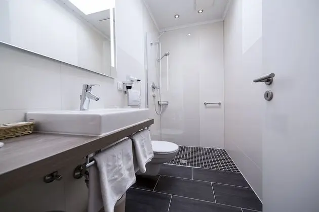 Comfort Tek Büyük Yataklı Oda ((3 Stars))