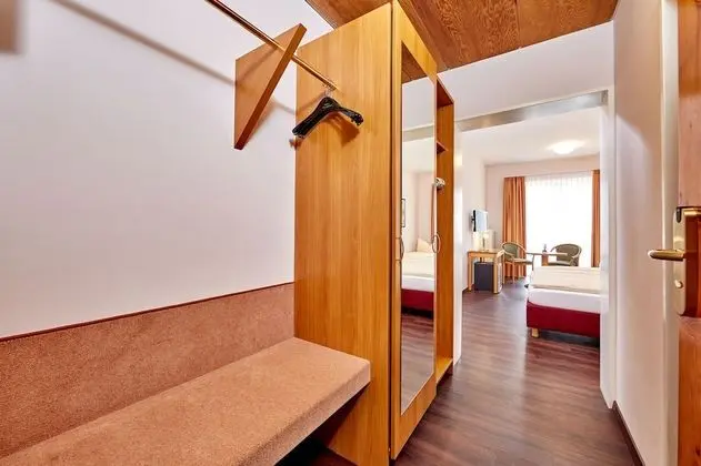 Comfort Tek Büyük Yataklı Oda