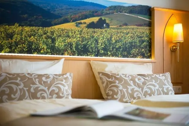 Economy Tek Büyük Yataklı Oda