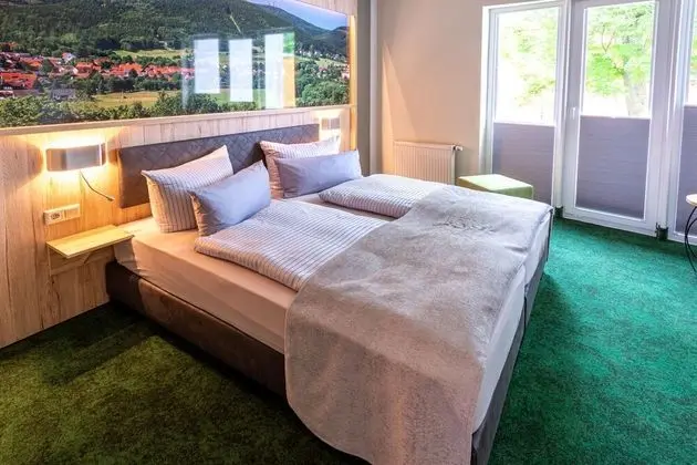 Büyük Yataklı Tek Kişilik Oda