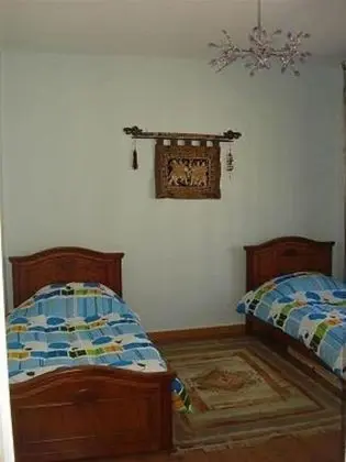Ortak Ranzalı Oda, Sadece kadınlar için (single bed in 3 or 4 beds dorm))