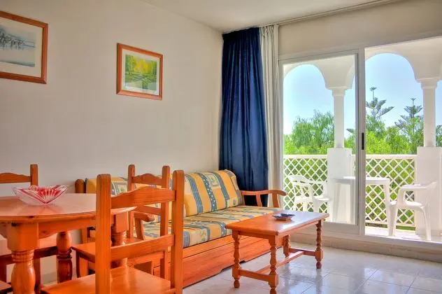 Apart Daire Capacity 4 One Bedroom