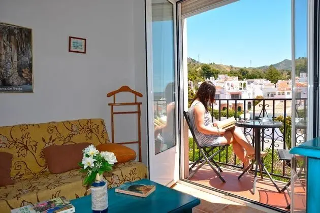 Tek Kişilik Oda, Balkon, Kısmi Deniz Manzaralı