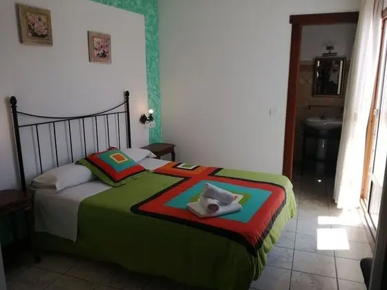 Tek Büyük veya İki Ayrı Yataklı Oda