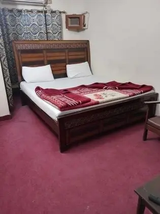 Standard Tek Büyük veya İki Ayrı Yataklı Oda