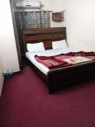 Standard Tek Büyük veya İki Ayrı Yataklı Oda