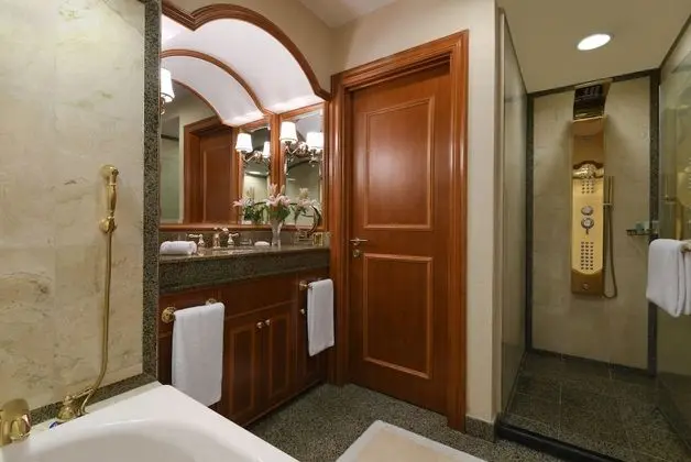 Junior Suite.