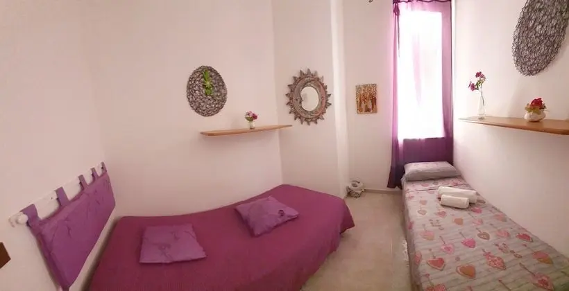 İki Ayrı Yataklı Oda (Viola)