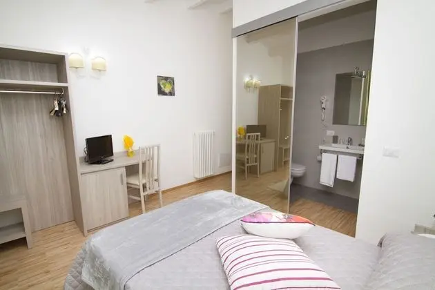 Grand Tek Kişilik Oda, Şehir Manzaralı