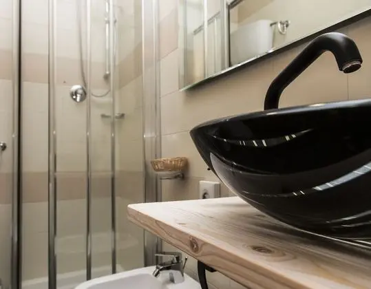 Basic Tek Büyük veya İki Ayrı Yataklı Oda, Sigara İçilmez