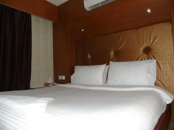 Deluxe Tek Büyük Yataklı Oda, 1 Çift Kişilik Yatak, Sigara İçilmez, Bahçe Manzaralı