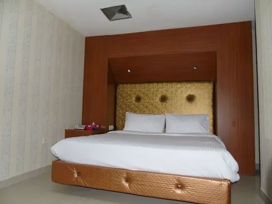 Deluxe Tek Büyük Yataklı Oda, Sigara İçilmez, Tepe Manzaralı