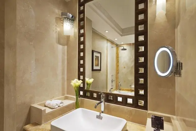 Deluxe Oda, 2 Tek Kişilik Yatak, Balkon, Deniz Manzaralı (Non-Smoking)
