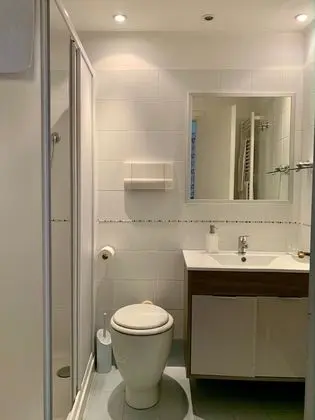 Tek Büyük veya İki Ayrı Yataklı Oda, Özel Banyo