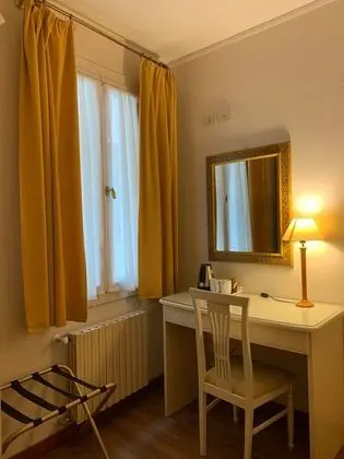 Tek Büyük veya İki Ayrı Yataklı Oda, Özel Banyo (external)