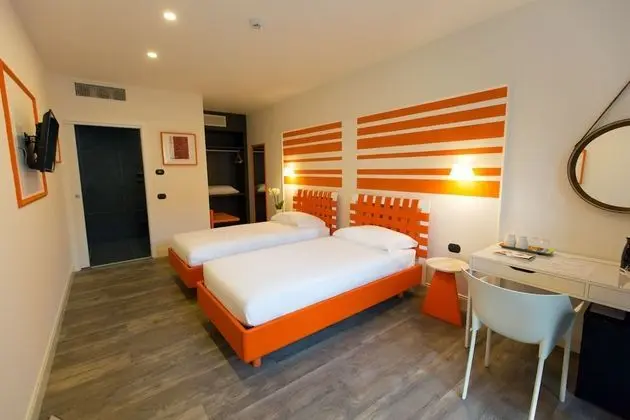 Basic Tek Büyük Yataklı Oda, 2 Tek Kişilik Yatak